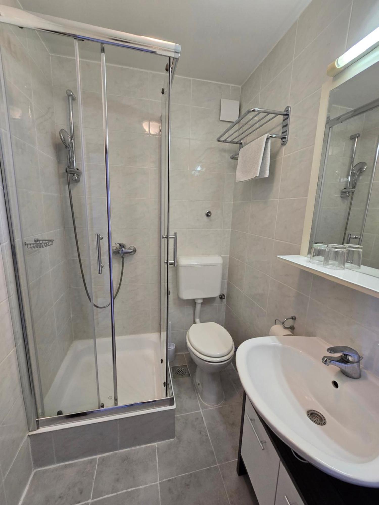 Rooms Lux Split Extérieur photo